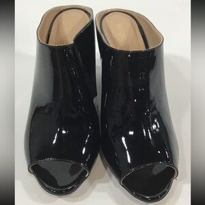Women’s Sergio Rossi Elegant Black Patent Leather Peep-Toe Mules Size 39